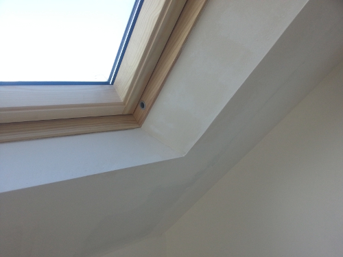 Velux : réaliser un encadrement ouvert à 45° (Mise à jour)